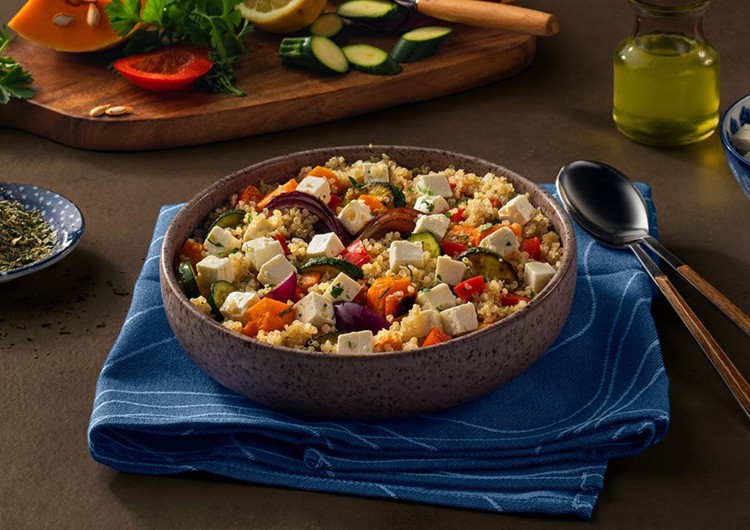 Quinoa salad with feta ( Recipe ) Arla Recipe Arla UK