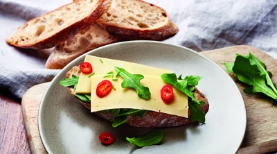 Castello® Artfully Authentic Cheddar Juusto