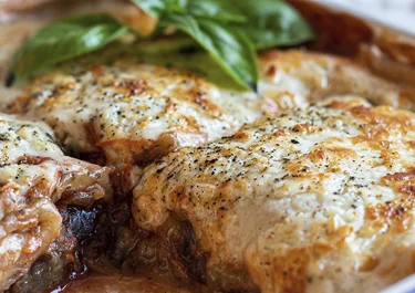 Moussaka con Arla Mozzarella rallada