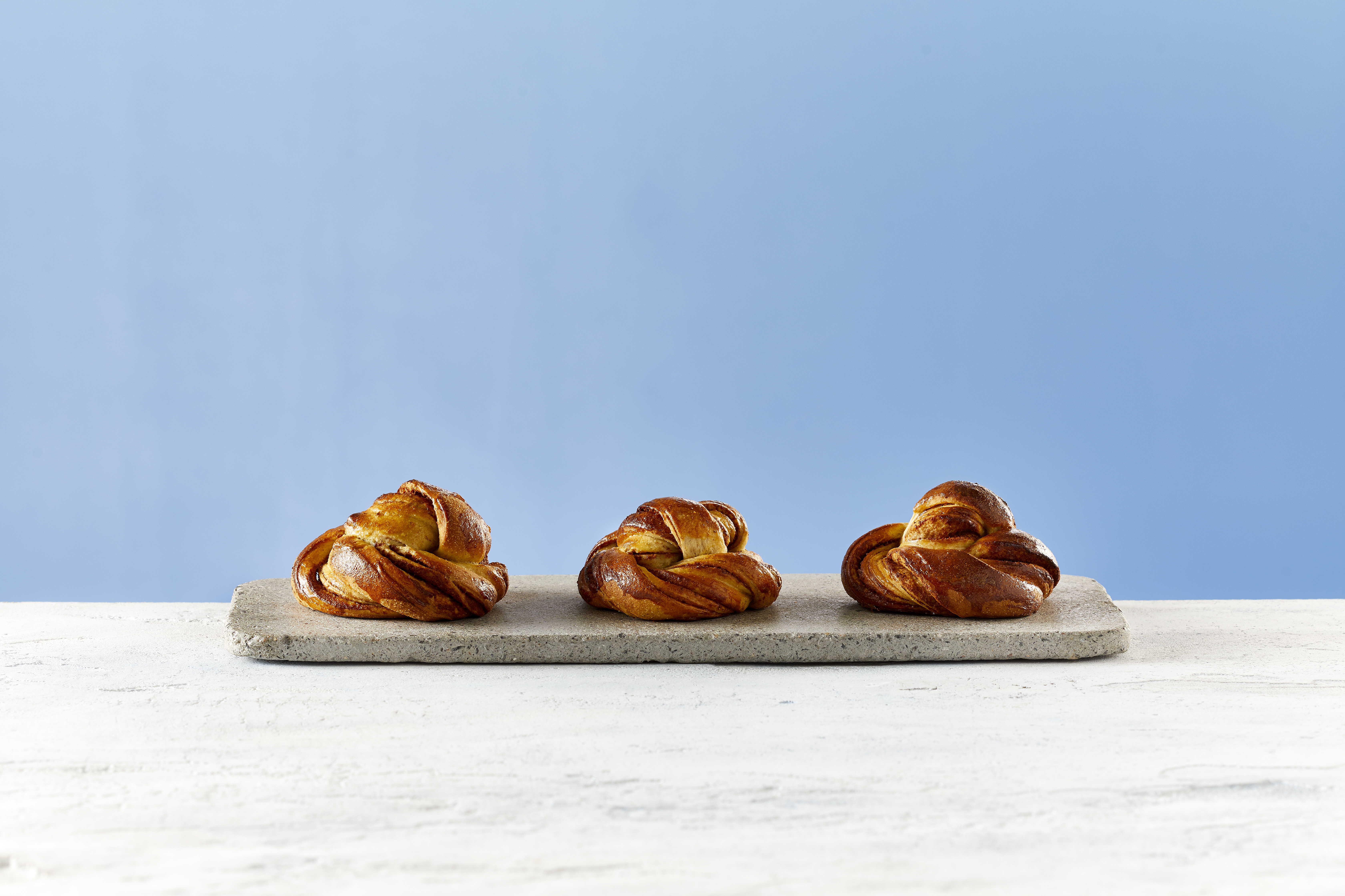 Zimtschnecken mit Datteln und Banane | Arla - Rezept