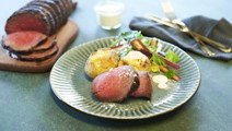 Roastbeef med bagte kartofler