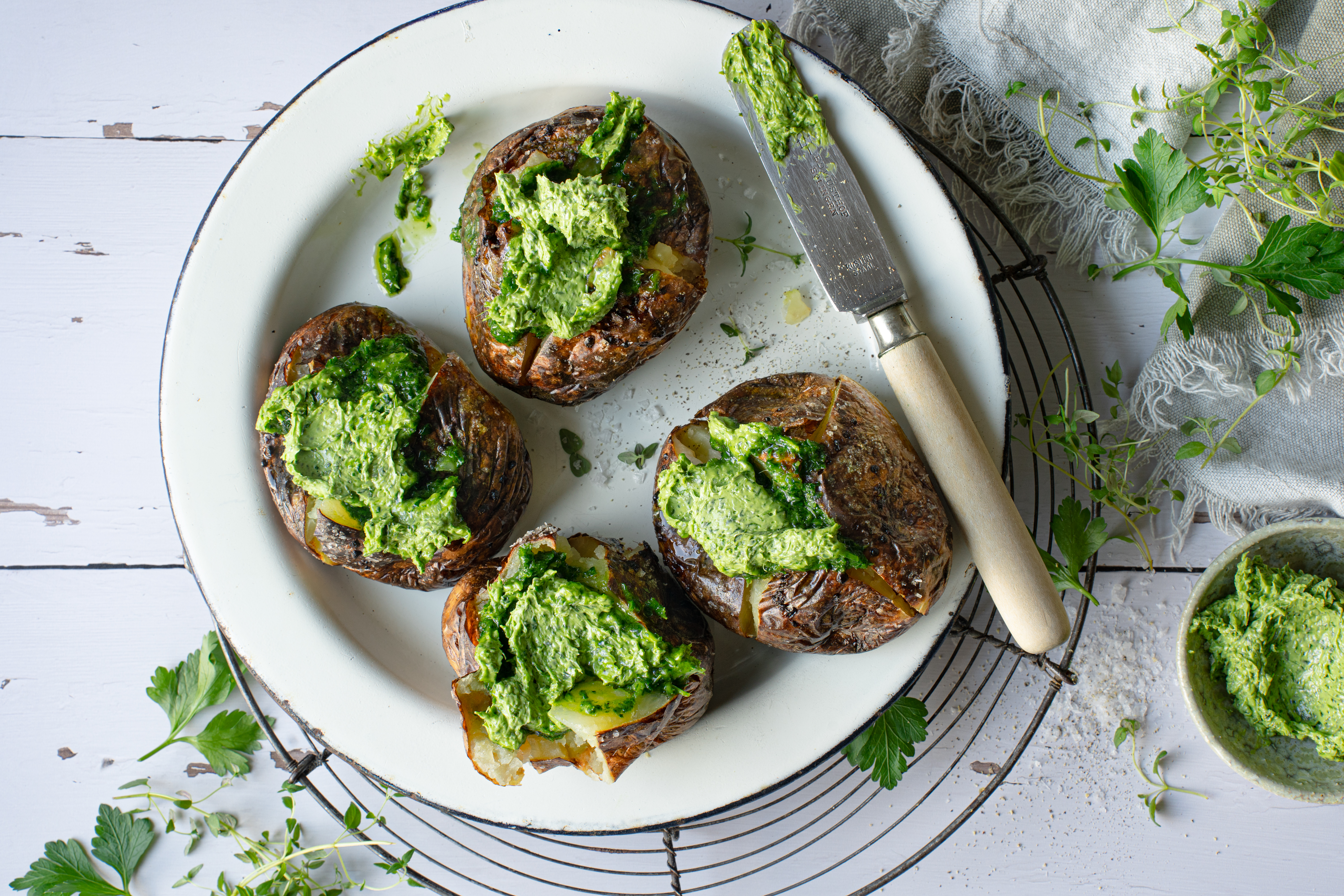 Air fryer jacket potatoes 
