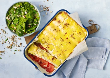 Gratinerede cannelloni med løvstikke