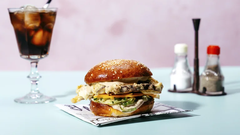 Crispy Shroom & Blue cheese burger