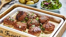 Köttfärsbiffar i timjansås