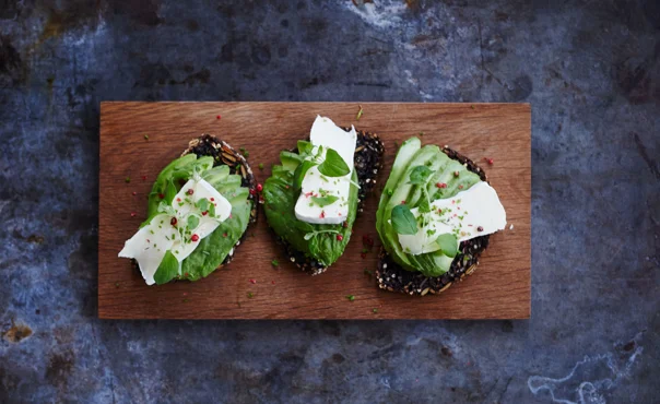 Avocado-Bruschetta