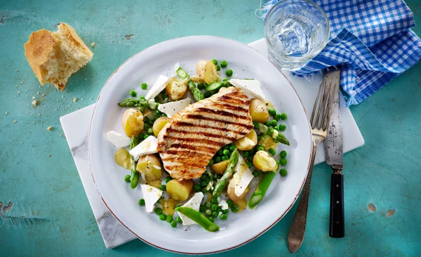 Potato salad with green asparagus