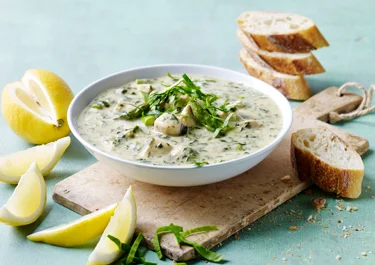 Spinatsuppe med grønne asparges
