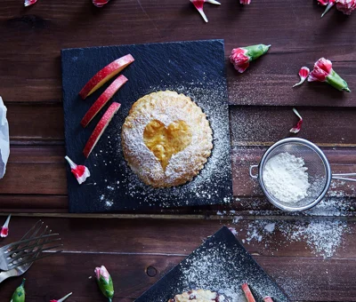 Sweet pastries with Creamy White & dried fruit