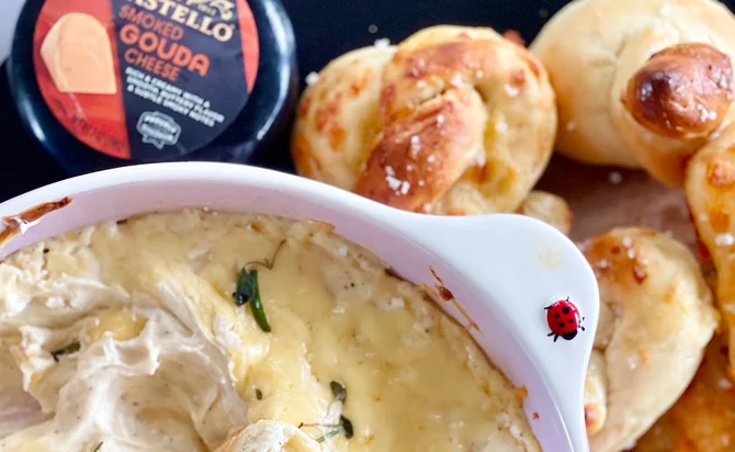 Castello Smoked Gouda Dip with Fresh Soft Pretzels