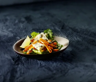 Marinierte Karotten mit Kürbiskernen und Blue