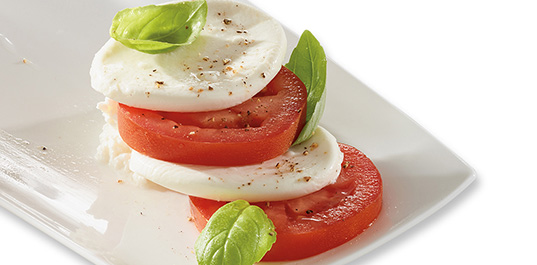 Caprese Salad with Tre Stelle® Bocconcini