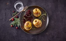 BAKED APPLES WITH RUM & RAISIN CREAM CHEESE