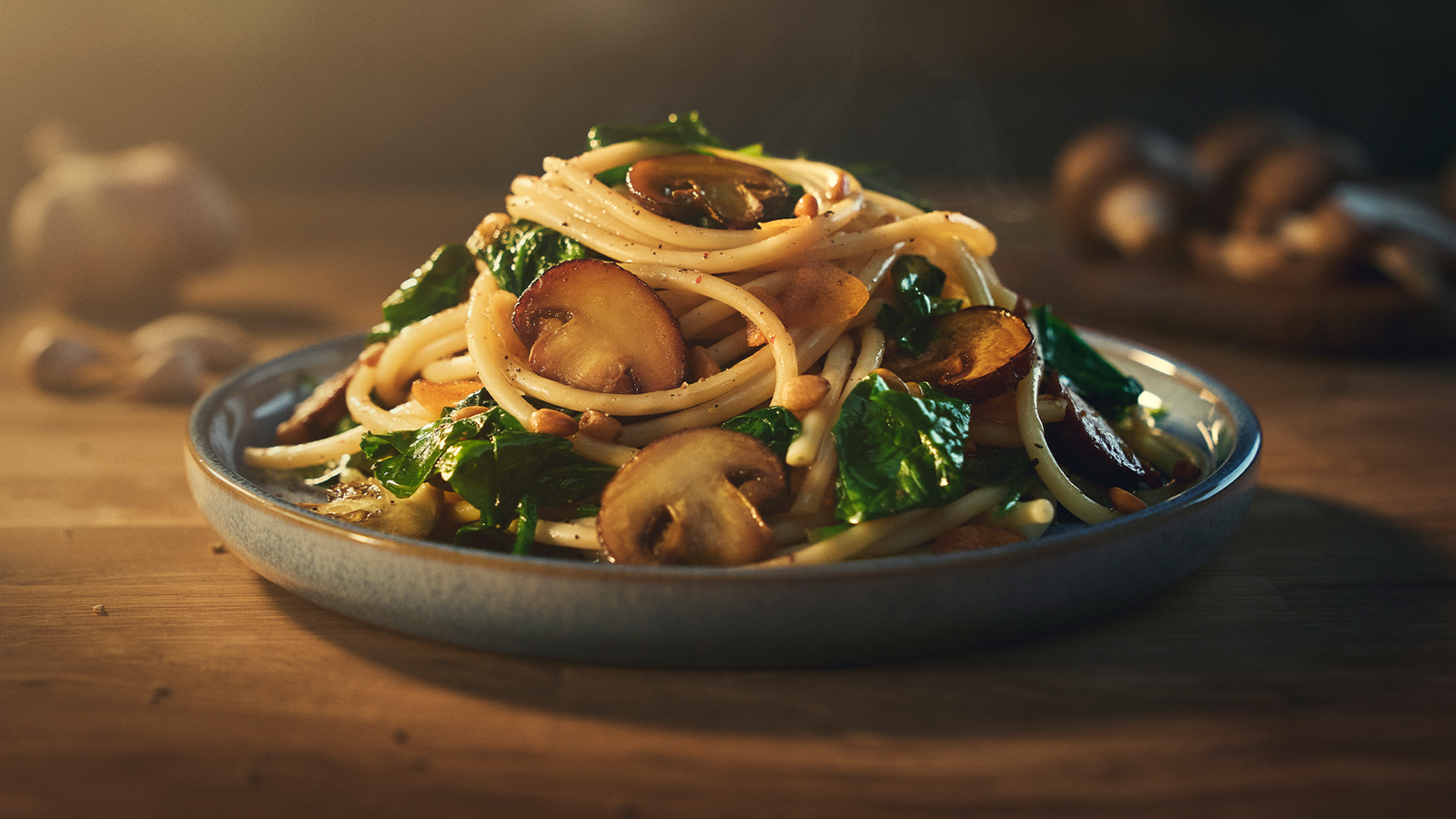 Mushroom spinach pasta ( Recipe ) | Lurpak®
