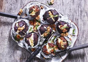 Betor med blåmögelost, honung och rosmarin