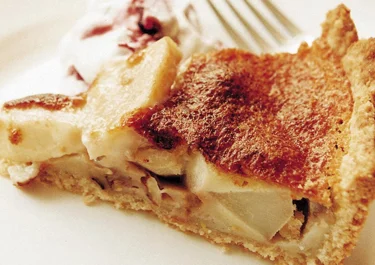 Päronpaj med valnötsfyllning