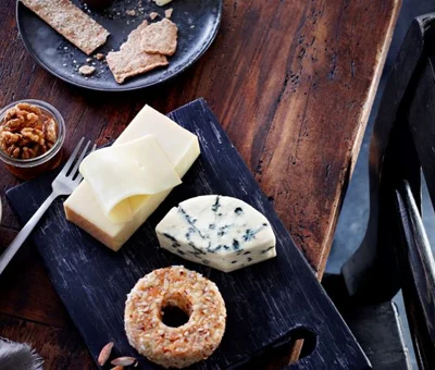 THREE CHEESE CHEESEBOARD WITH BLUEBERRIES & FIGS