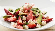 Jordbær-vannmelonsalat