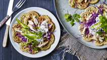 Broccolivafler med pulled, grillet kylling