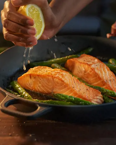 SALMON WITH ASPARAGUS