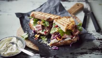 Steak Sandwich mit Arla Buko® Der Sahnige