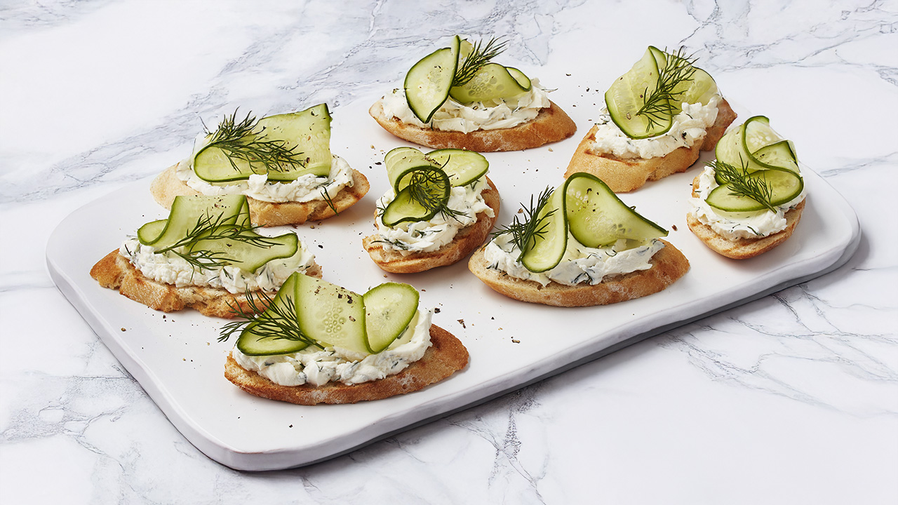Cucumber & Dill Crostini with Tre Stelle Original Cream Cheese
