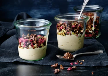 Choklad och dadelgranola med dulce de leche