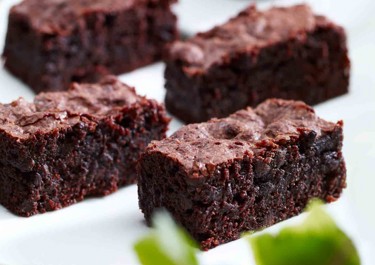Syntisen herkulliset brownies-palat