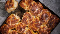 Kanelbullar i långpanna