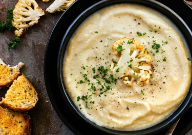Roasted Cauliflower Soup