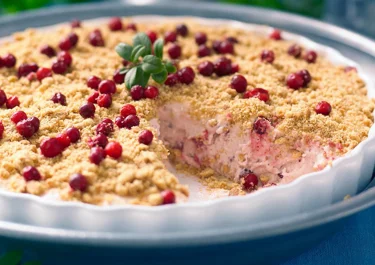 Fryst lingoncheesecake