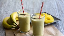 Smoothie με βανίλια και ανανά