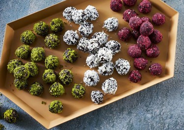 Date balls