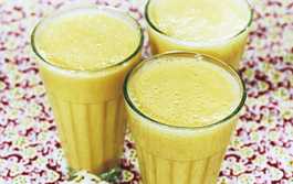 Citron- och mangolassi