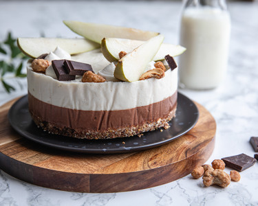 Suklaa-päärynä proteiinikakku