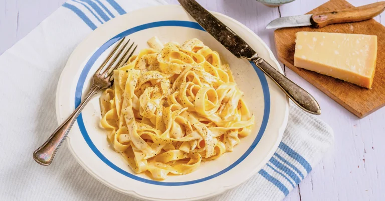 Fettuccine Alfredo