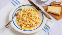 Fettuccine Alfredo
