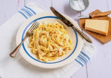 Fettuccine Alfredo