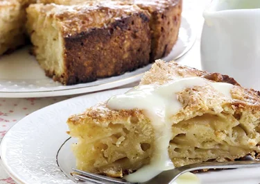 Pastel crujiente de manzana y queso