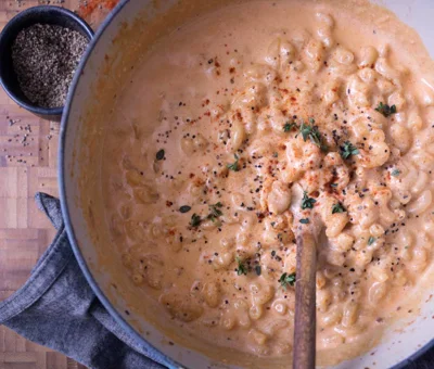 Slow cooker Mac and Cheese