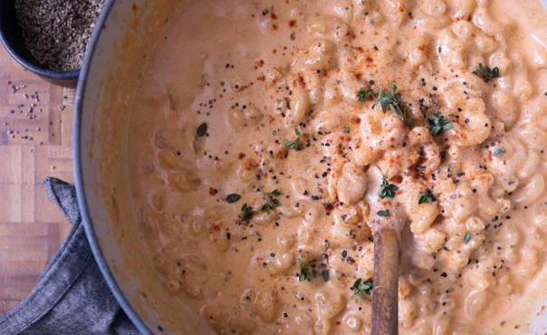 Slow cooker Macaroni Cheese