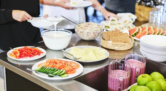 Stärkande frukosthäng på Ängskolan