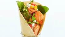 Wraps med lax och cottage cheese