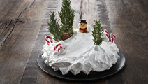 Julechokoladekage med flødebolleskum