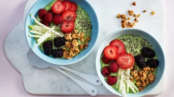 Green avocado smoothie bowl