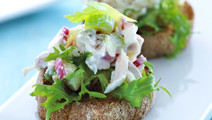 Frisk kyllingesalat med chili