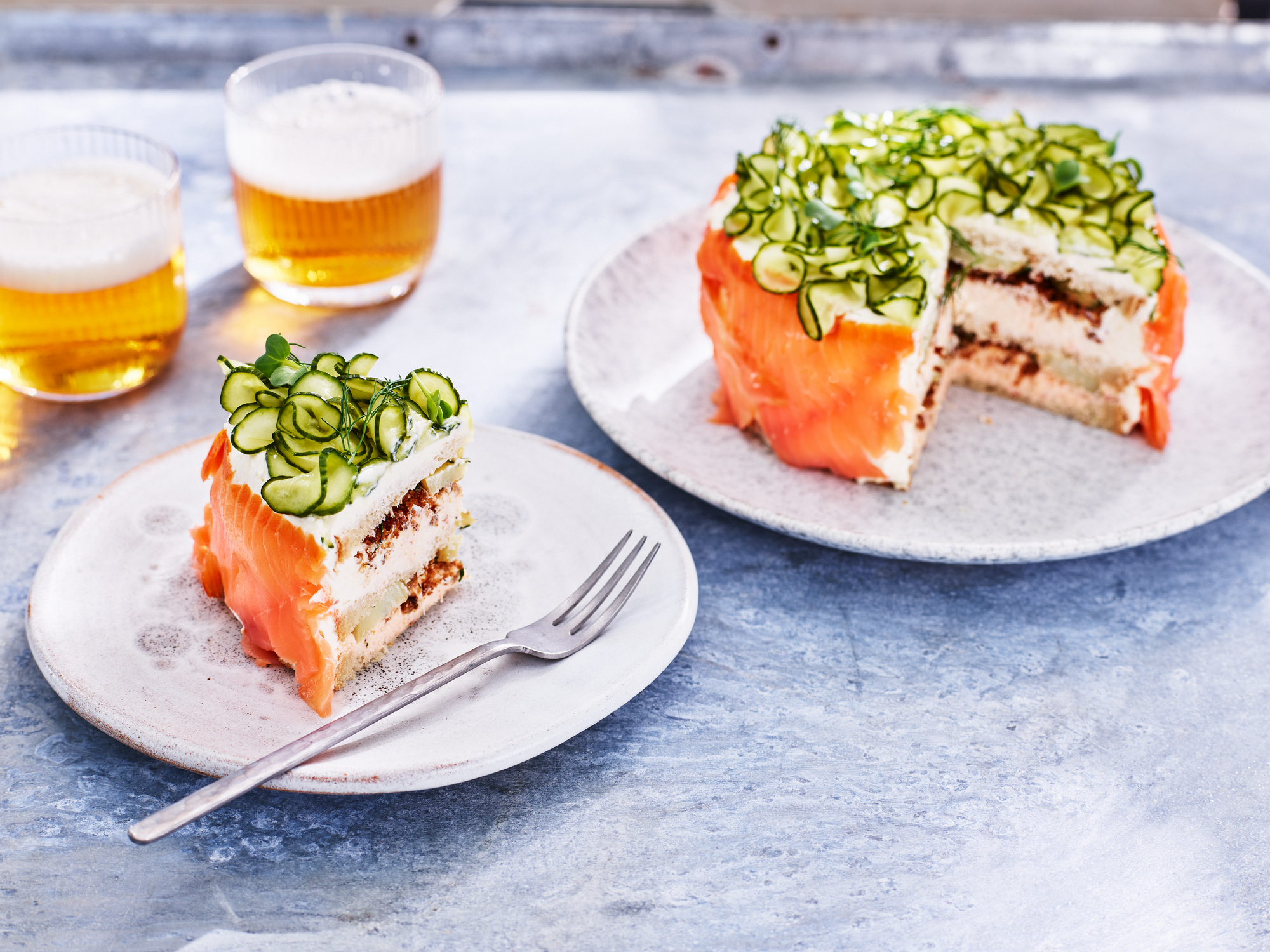 Liten smörgåstårta med lax