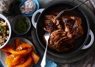 Pulled pork med rostad pumpa och röd bönröra