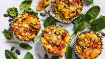 Matmuffins med cottage cheese, sötpotatis och spenat
