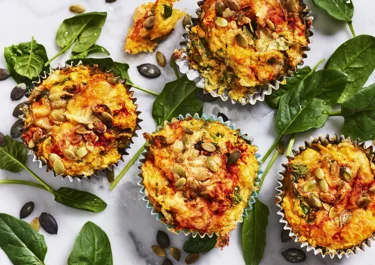 Matmuffins med cottage cheese, sötpotatis och spenat